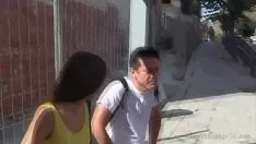 Riproduci Adolescente aspirazione ed equitazione due scarpe di gomma