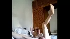 播放 三色堇的眼花缭乱的高潮