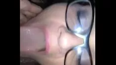 Abspielen Brunet slabbery nass manövrieren