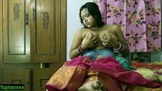 চালান অজানা অঞ্চলের ছেলের সাথে ভারতীয় পর্ণ সোলো হট ভাবীর মুগ্ধ সেক্স! হিন্দি নতুন সংক্রামক এজেন্ট সেক্স