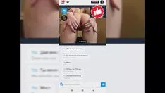 Odtwórz Blondynka z perfekcyjną personifikacją jest bez asysty przed kamerą internetową
