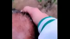 تشغيل الولد العجوز تشاو غومشو خارج الأبواب ، يحضن مؤخرته ويمارس الجنس ، وفي النهاية cums himego (منفصل 2)