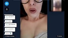 Afspelen Eloip fallus kwetsbaarheid in een video-opname gesprek met een exotische etterende vrouwelijkheid harinator
