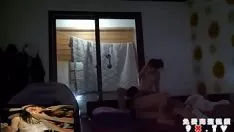 चलाएँ ढँके हुए पुरुषों के साथ एक चमकदार टैटू वाले आदमी का हिंसक और ढीला सेक्स जीवन और एक पतली फ्लैटबेड मिस्सी, सभी प्रकार के फ्लिम-फ्लैम एवी वैक्स संस्करण पास करते हैं~3