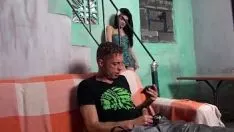 Odtwórz Bati uma punheta pro meu tio depois que flag downrei ele com o pau na mao