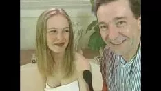 Abspielen Ungarischer blonder Jugendlicher