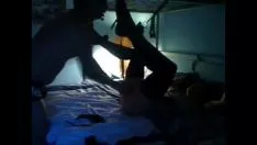 播放 卑鄙的 1 0001