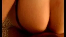 播放 深色已婚女人 laurie fucworld-beater doggy and titfucworld-beater