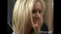 Reproduzir Bebê precioso soltou amplamente e fodeu seu bollix severamente