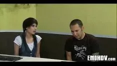 Jouer Emo prostituée se fait baiser 026