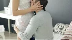 Putar Persetan gadis yang menyenangkan