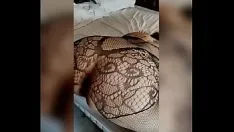 تشغيل بي بي سي من تيندر تضاجعني في الحمار وكس سرج أمام الثلاثي cuck