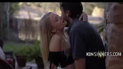 Oynat Uzun Amca Yasak Karşılaşmada Tutkulu Yeğenine Karşı Koyamıyor