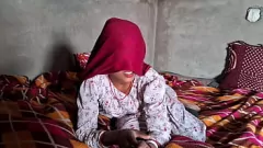 Jouer Hindi Bhabhi's Intense Honeymoon Sexe: Real Village Desi Chudai en jupe et sous-vêtements