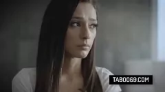 Afspelen Brunette tiener slet Jaye Summers in intens hardcore drietal