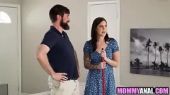 Odtwórz Brunetka Milf Nikki Zee's Anal Adventure: Hardcore Fucking and Toys
