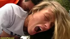 Redare Winter Wank: Orgie germană publică în zăpadă cu deepthroat, anal și sex de grup