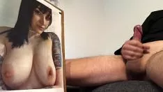 Oynat cumstroke üzerinde dövmeli missy