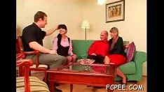 Reproducir Cubrir pasar un pennyy cuarteto porno